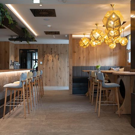Hotel Restaurant Silberberg Wolfsberg Buitenkant foto